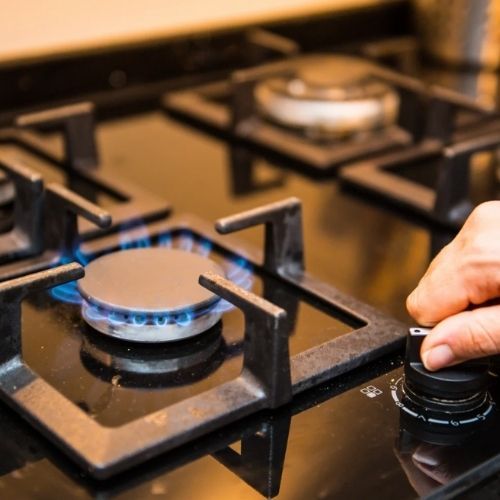 Jak wyczyścić palniki w kuchence gazowej? Będą jak nowe
