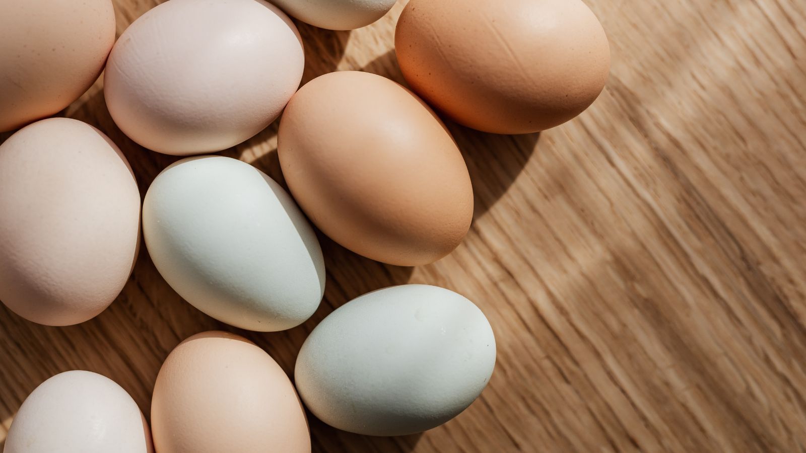 Uwielbiany sklep wycofuje partię jajek, wykryto niebezpieczne patogeny. Lepiej sprawdź w lodówce