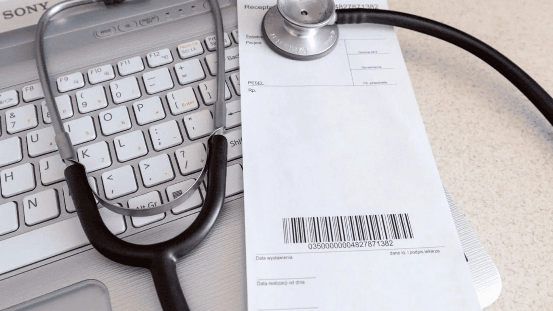 Czy można iść na pogrzeb podczas L4? Najnowszy wyrok sądu rozwiewa wątpliwości