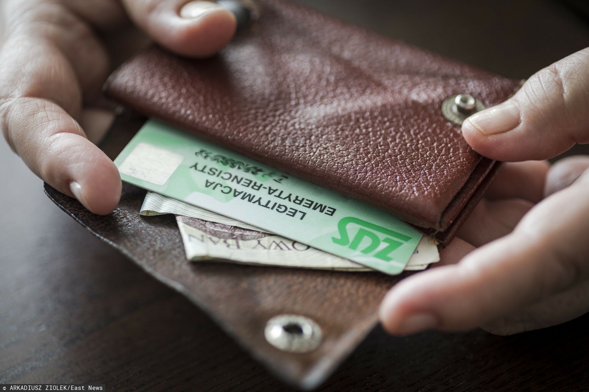 Nowa legitymacja emeryta. Ci seniorzy muszą wymienić dokument w 2026 roku