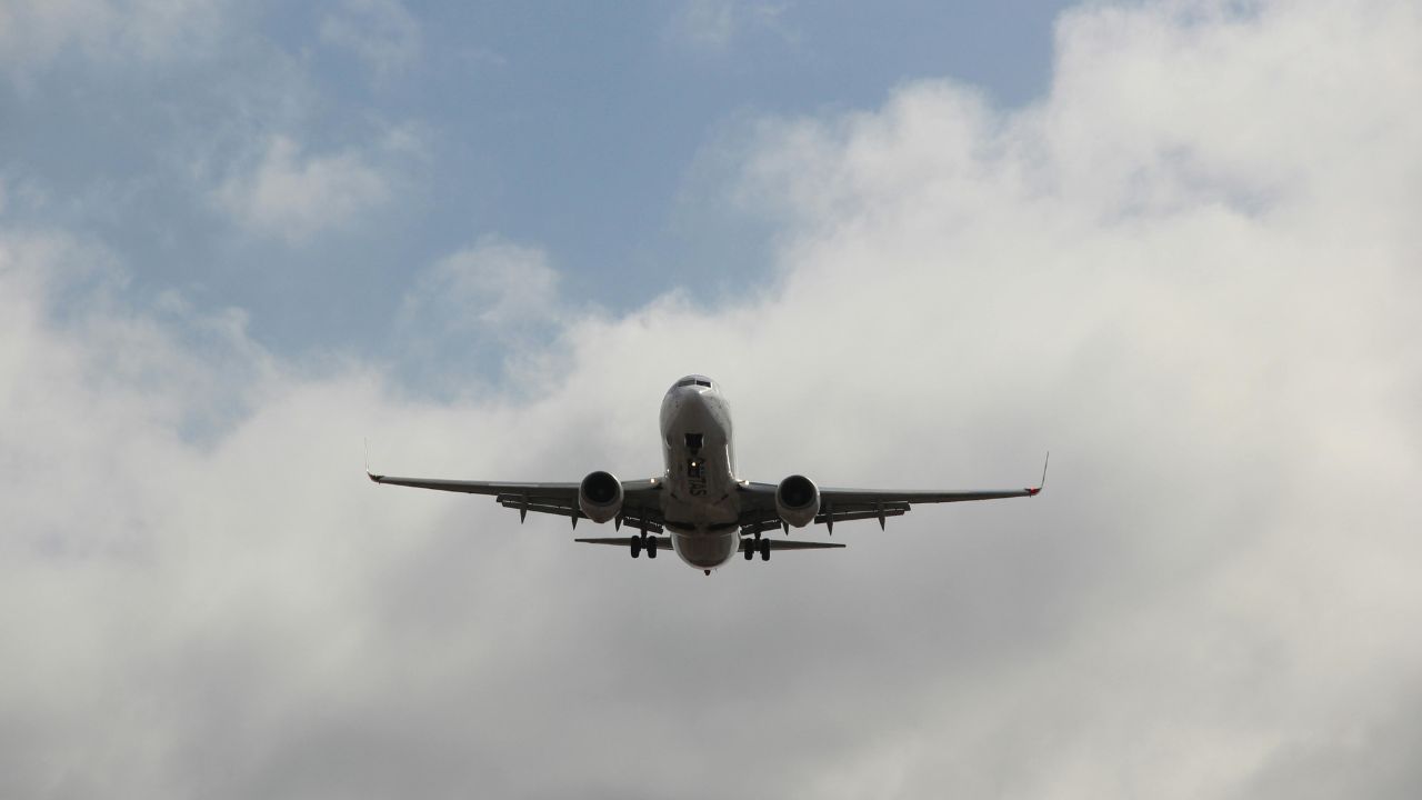 Lekarz zmarł na pokładzie samolotu. Linie lotnicze odpowiedzą za jego śmierć