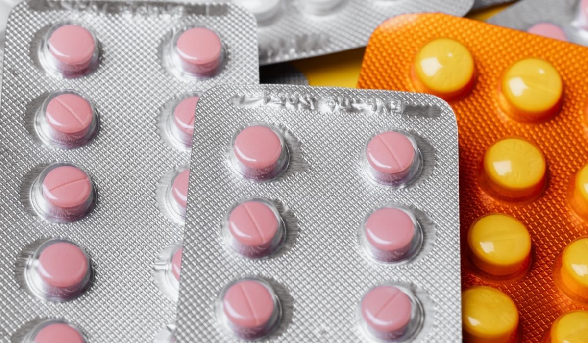 Oszuści podszywają się pod znaną sieć aptek. Polacy muszą na to uważać