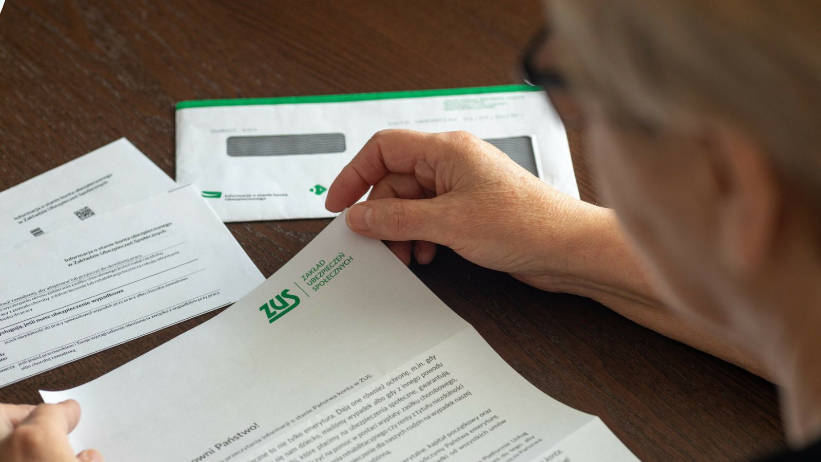 ZUS liczy emerytury na nowo. Nawet 300 zł więcej co miesiąc