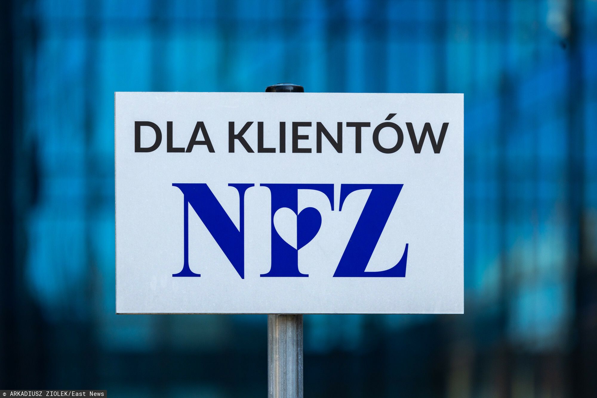 NFZ znów tnie i wprowadza limity w placówkach. Na te badania zapisy już wstrzymano