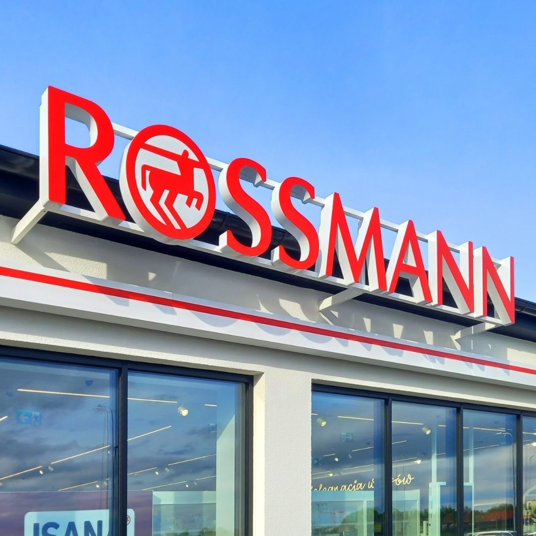 Rossmann daje drugi produkt gratis, czas tylko do środy. W promocji zapachy za nawet 449,99 złotych