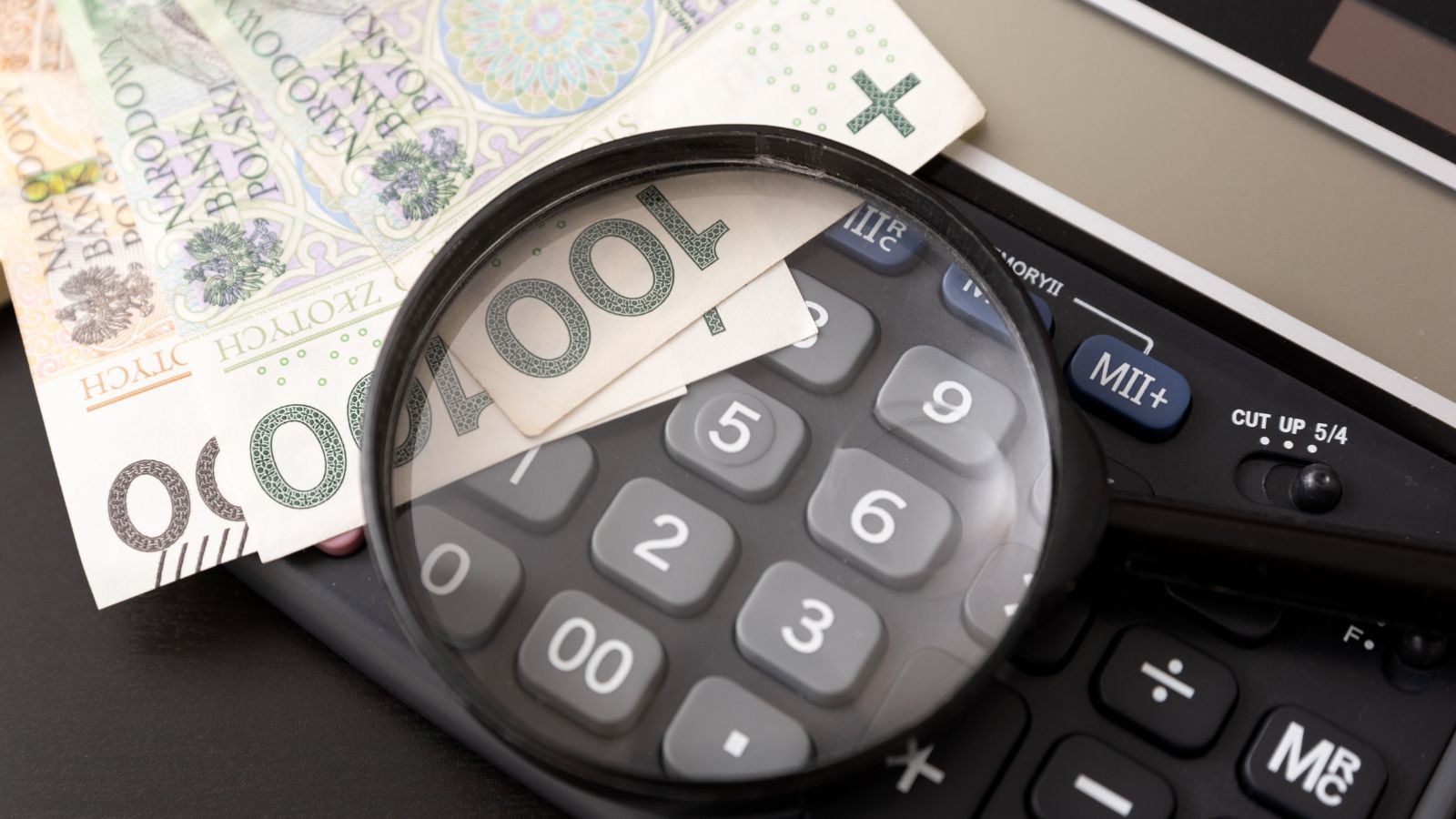 Emerycie, pilnuj listonosza. ZUS wyśle listy do milionów seniorów. W środku ważna wiadomość