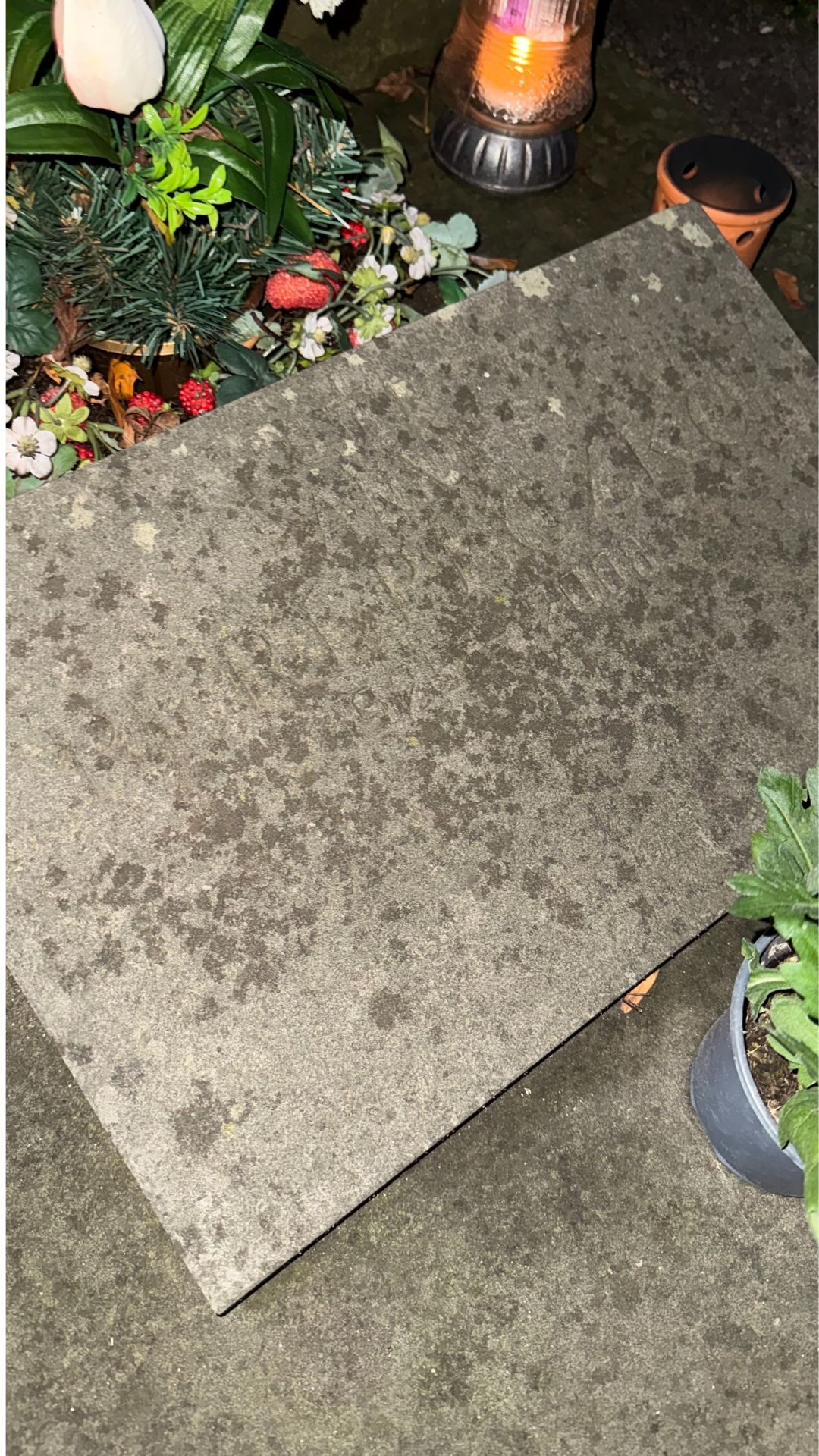 Niebywałe, jak dziś wygląda grób Marka Perepeczki. Prochów aktora już w nim nie ma