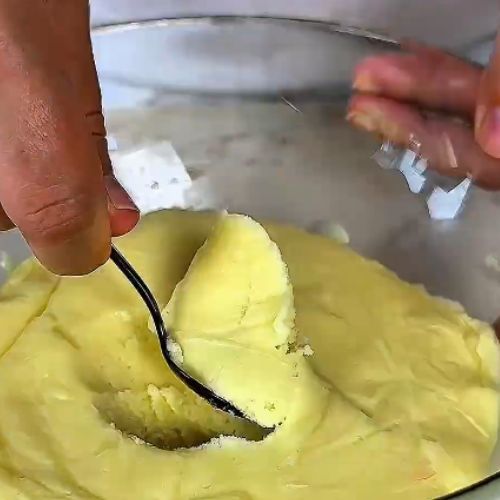 Przepis na pyszny deser z 3 składników