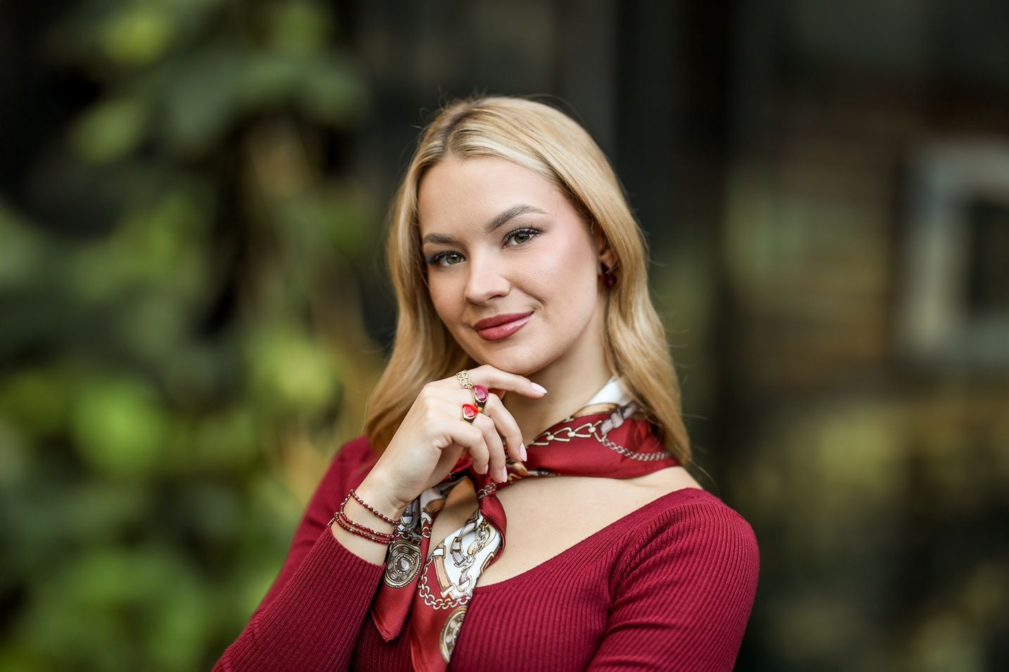 Karmin, burgund, czekolada - modne akcenty w kolekcji Vezzi