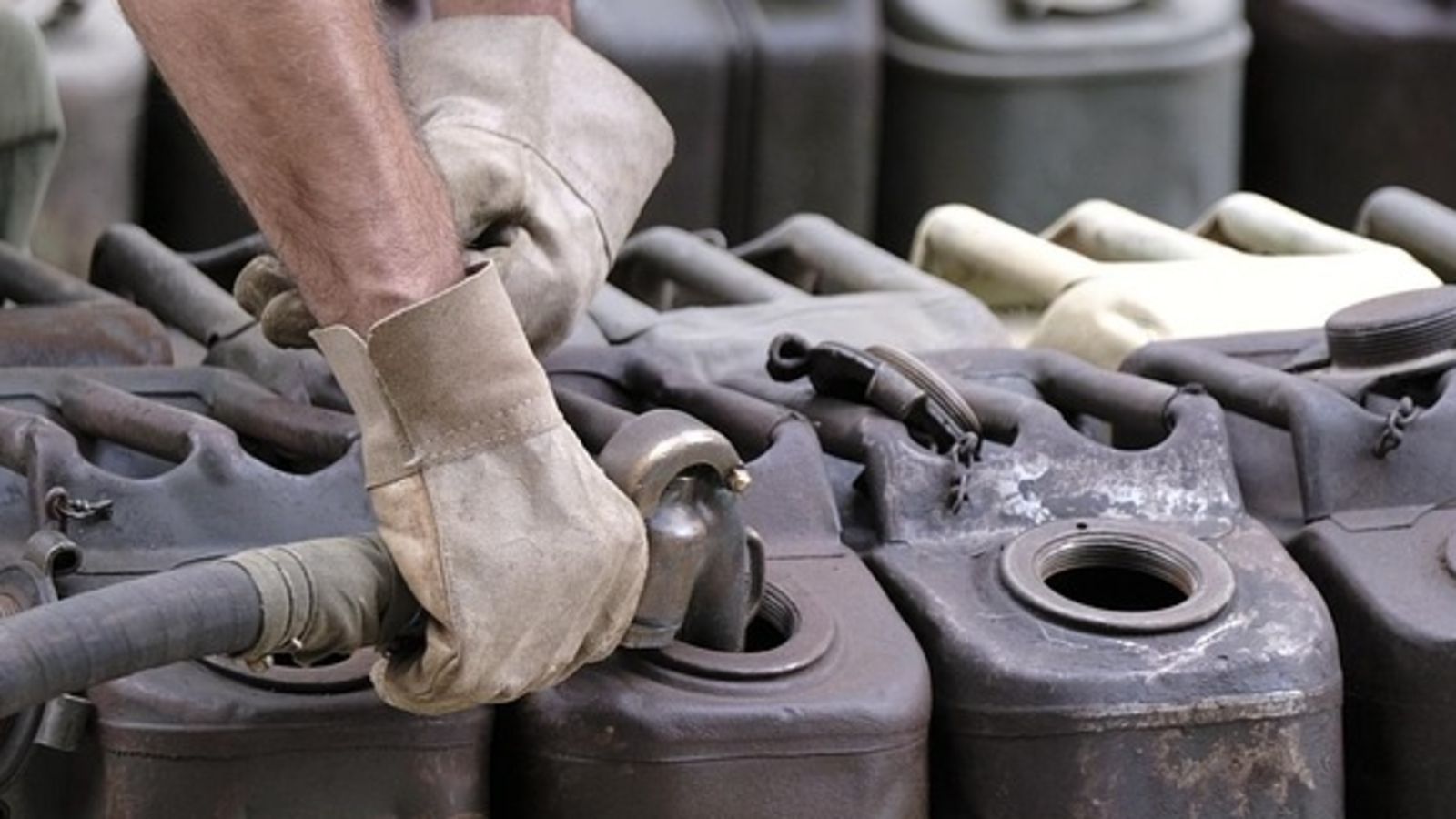 Gminy czekają na wnioski o zwrot akcyzy. Terminy gonią, czas tylko do 2 marca