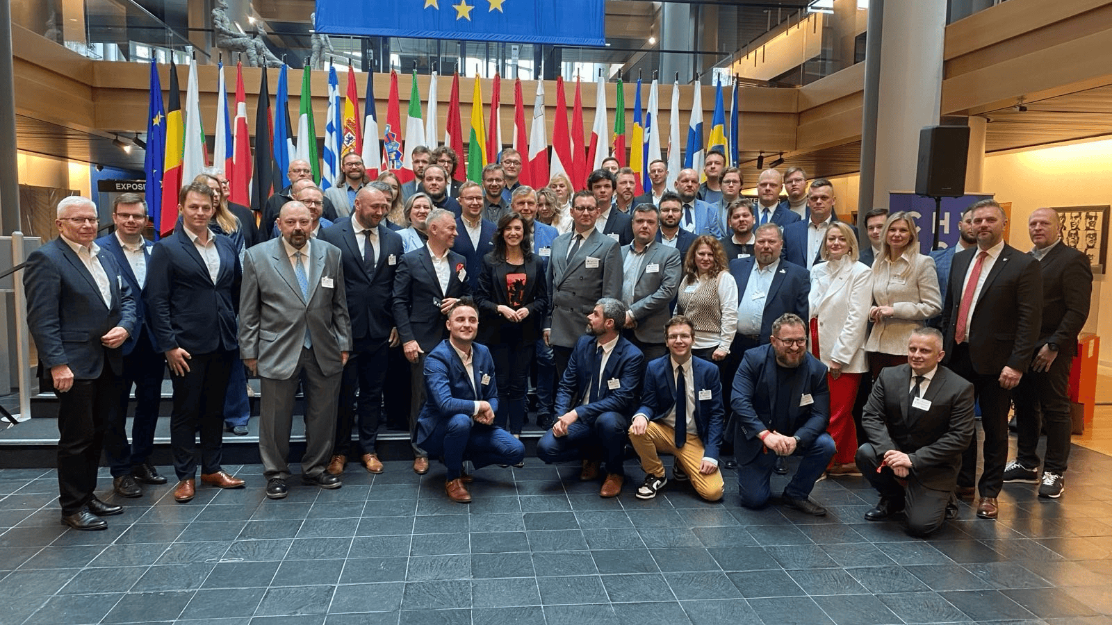 Polityk z partii Mentzena wyjawił powód zwolnienia Zajączkowskiej-Hernik