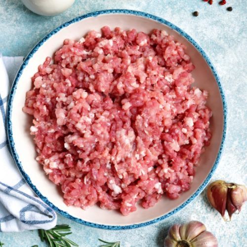 Zamiast smażyć, zapiekam z prostym sosem. Te kotlety mielone są hitem