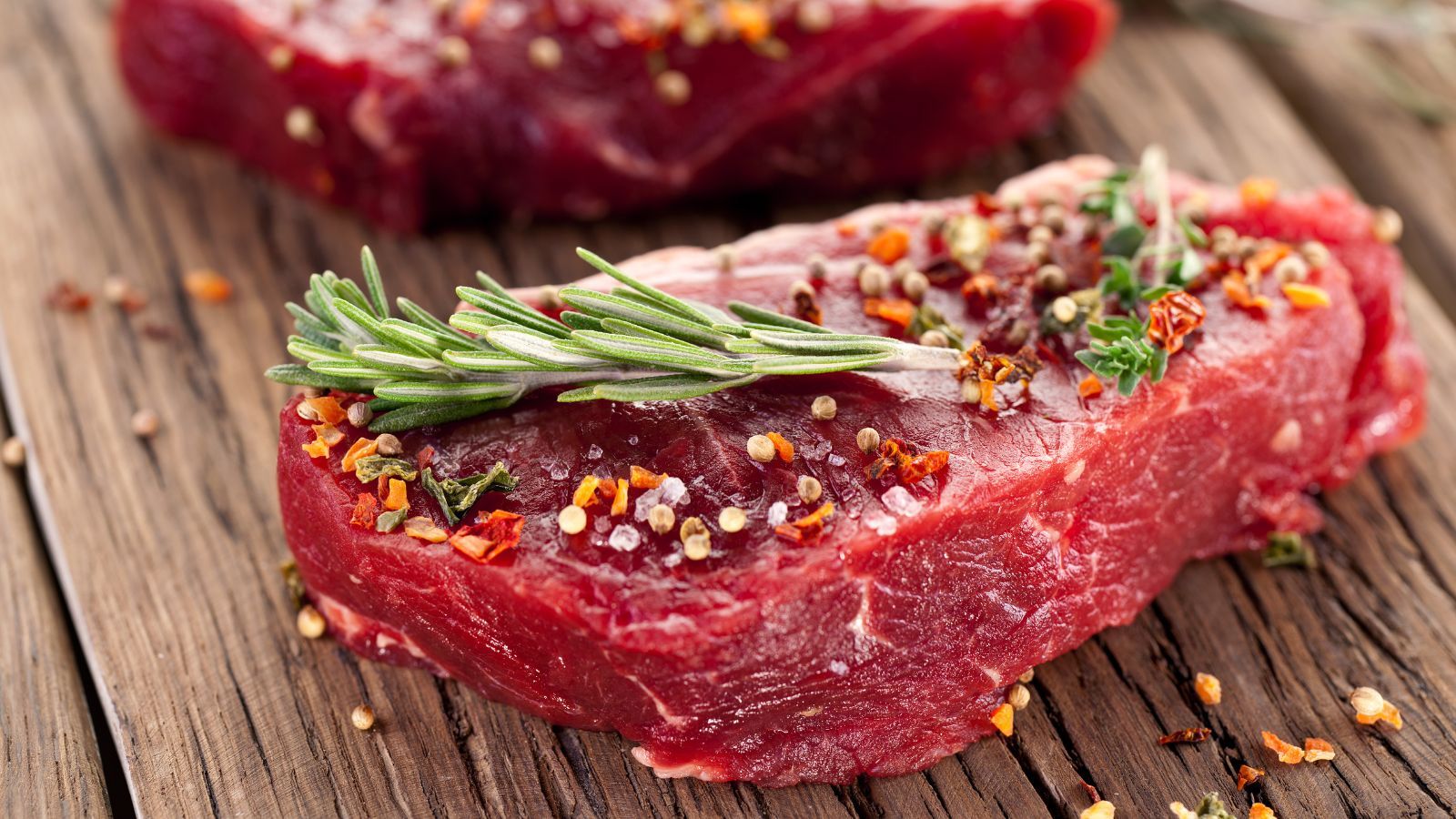 Nowe informacje na temat skażonego mięsa z Brazylii. Polska miała wiedzieć od miesięcy