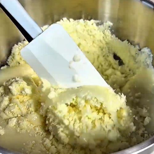 Przepis na pyszny deser z 3 składników