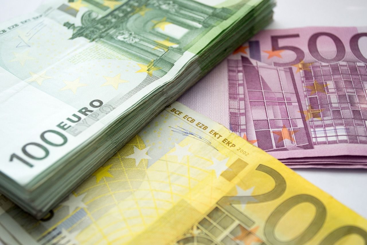 money-2665826_1280.jpg