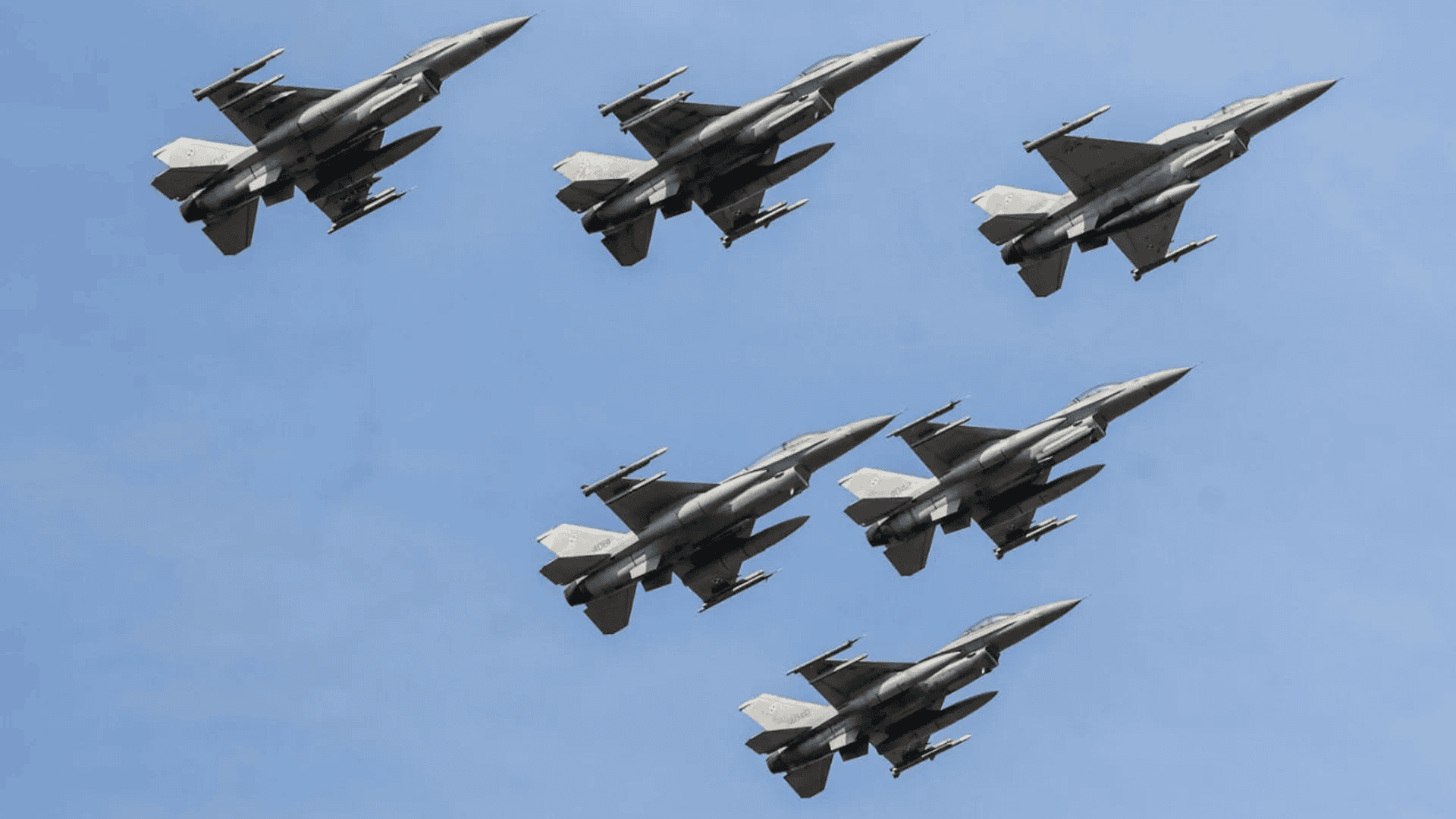 Polskie myśliwce przechwyciły rosyjski samolot rozpoznawczy. Jest komunikat Dowództwa Operacyjnego RSZ