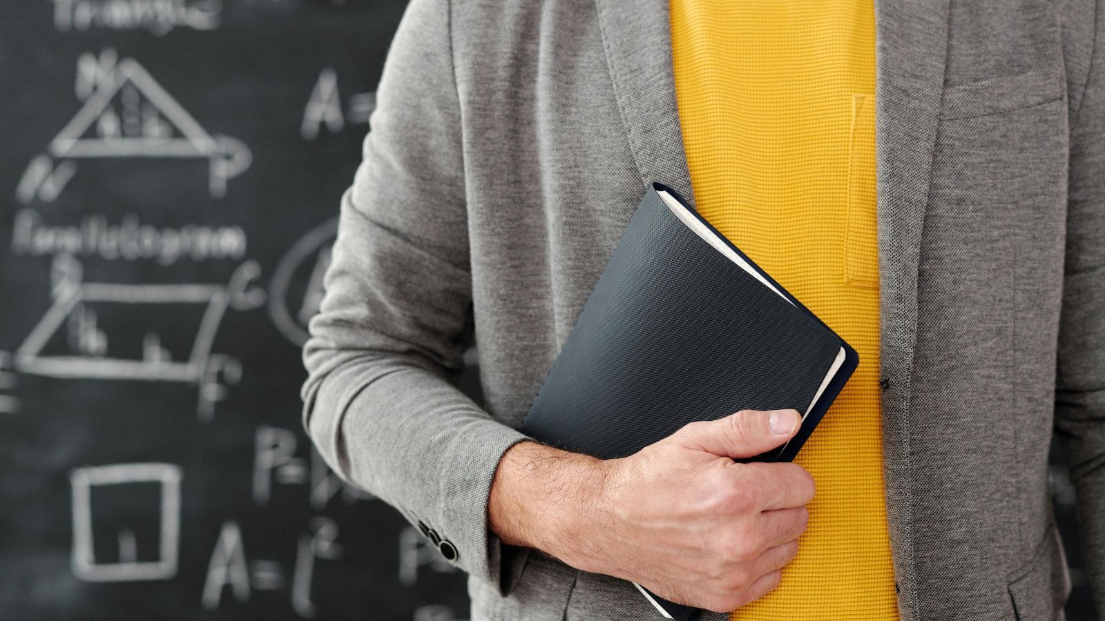 Szukają nauczycieli z Polski. Ponad dwukrotność ich pensji, dopłacą też za przeprowadzkę