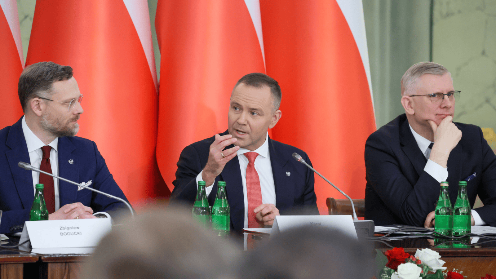 Krzyki podczas RBN. Nawrocki krótko: Keep calm