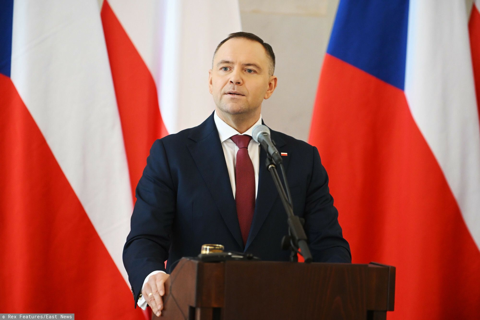 Nietypowe sceny w Polsat News. Doradca Nawrockiego uderzył w Tuska