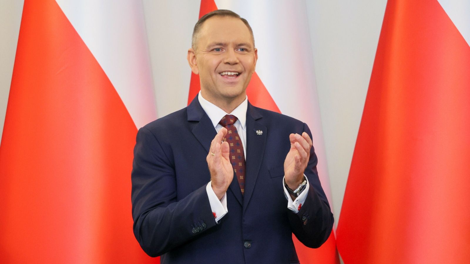 Prezydent Nawrocki podpisał istotną ustawę. Chodzi o ceny paliw