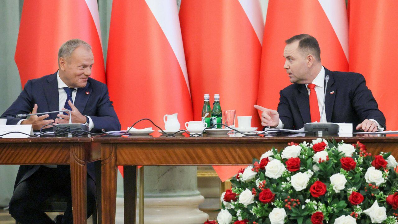 nawrocki tusk (1).jpg