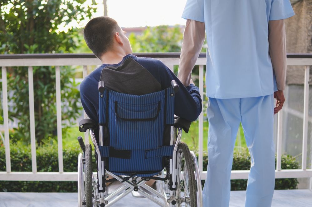 ZUS wypłaca prawie 1900 zł miesięcznie, ale nie każdemu. Te choroby dają prawo do renty