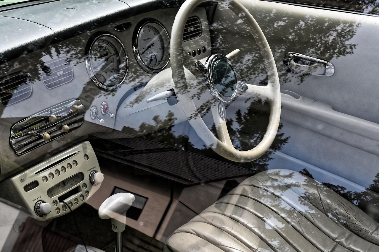 nissan-figaro-4368962_1280.jpg