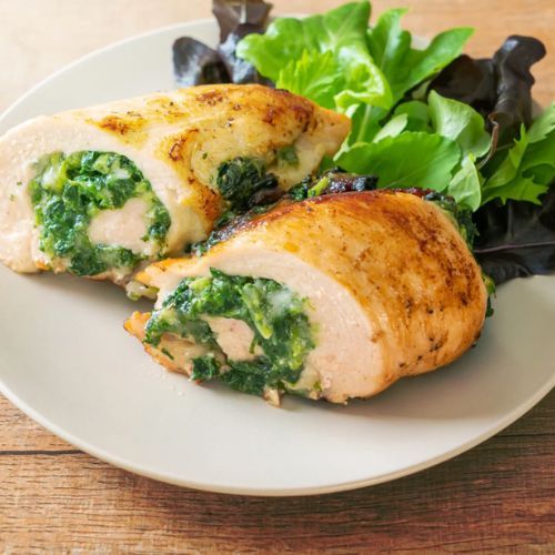 Nadziewam zielonym farszem i daję do pieczenia. To idealny obiad nie tylko dla cukrzyka