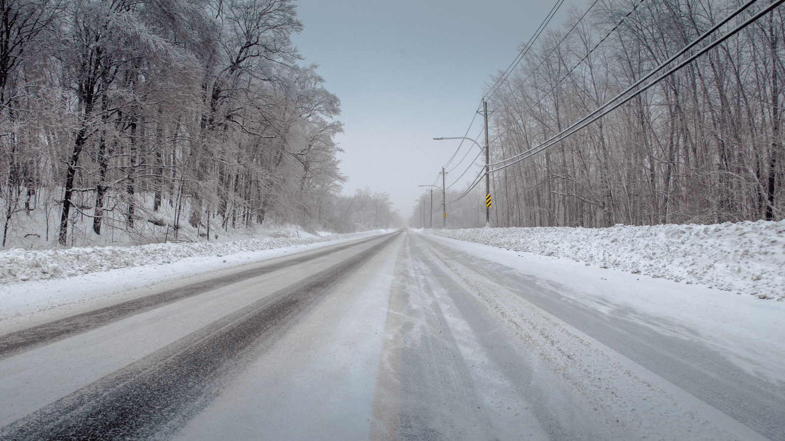 Pogodowa triada uderza w Polskę. IMGW ostrzega przed niebezpiecznymi zjawiskami