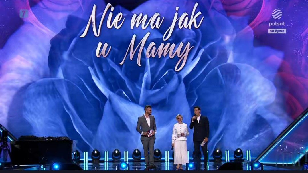 Tak wyglądają mamy gwiazd. Znani zaprosili je na koncert: Wolny, Gabor, Wiśniewski, Brzozowski...