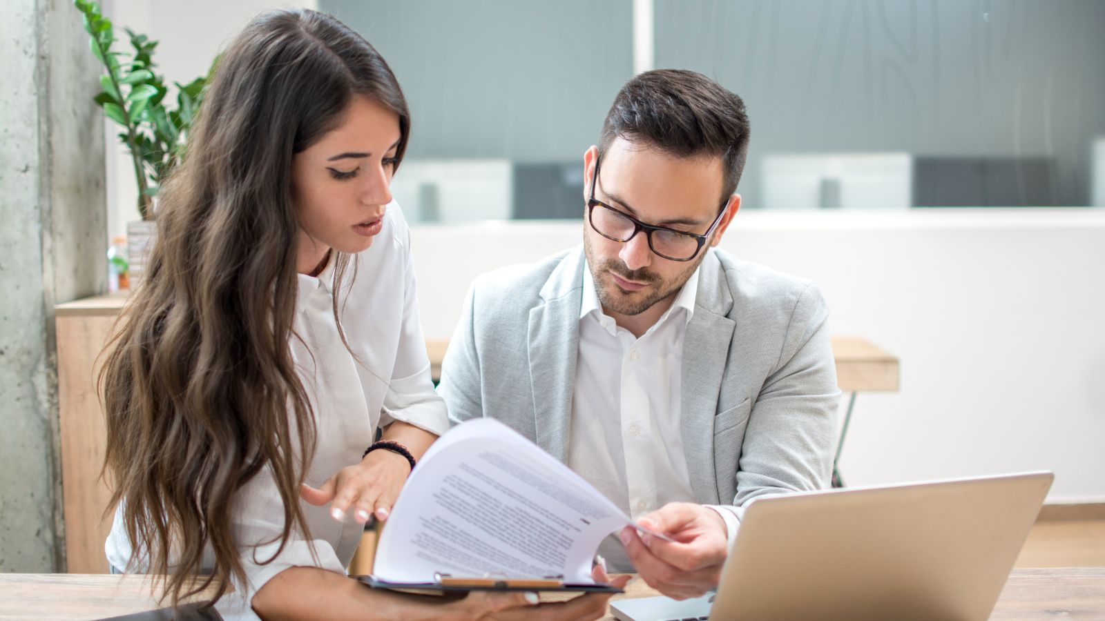 ZUS może wypłacić nawet 30 tys. zł za chorobę zawodową. Mało kto o tym wie