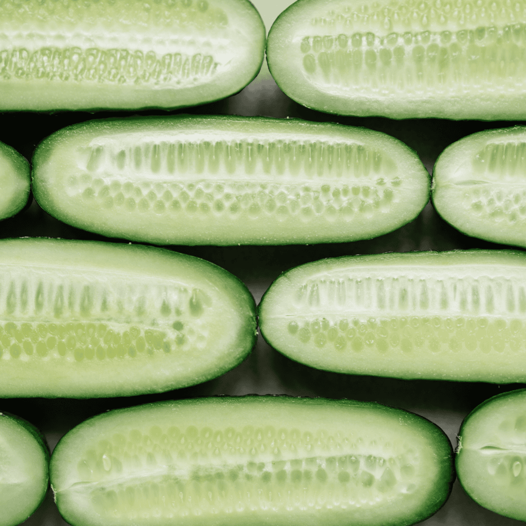 Sklepowe napoje się chowają. Ta ogórkowa lemoniada gasi pragnienie w sekundę