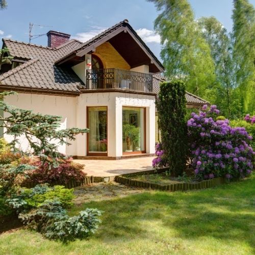 Kret nie odpuszcza nawet jesienią. Tak skutecznie go przepędzisz, trzeba jednak uważać
