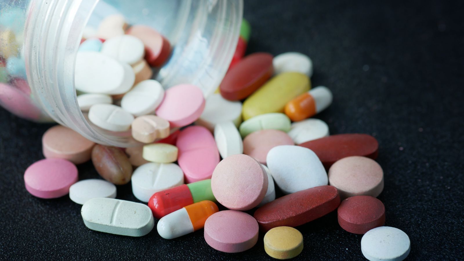 Ten lek znika z aptek w trybie natychmiastowym. GIF pilnie ostrzega Polaków