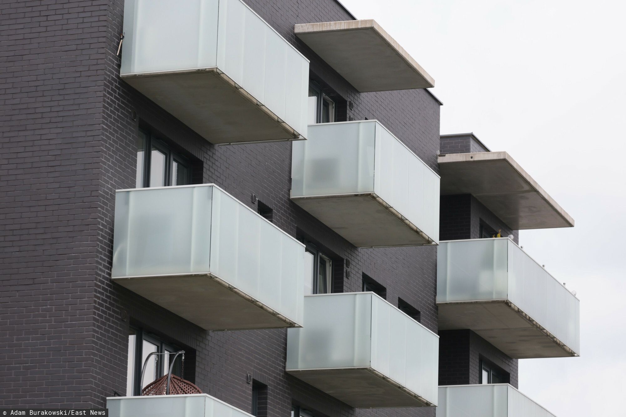 Surowe kary za grillowanie. Tych miejsc zdecydowanie unikaj, możesz zapłacić nawet 500 zł