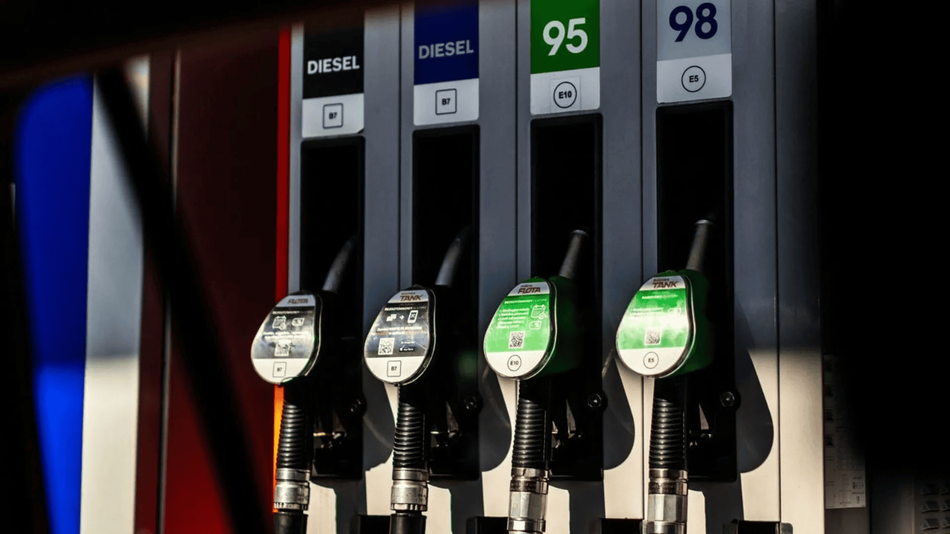Zmiana cen paliw. Tyle zapłacą kierowcy za tankowanie na Wszystkich Świętych