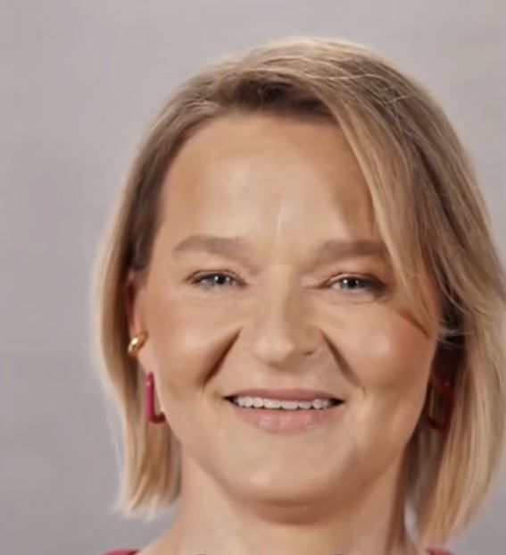 Miała wyglądać młodziej o 10 lat. Tak zmienili ją w programie