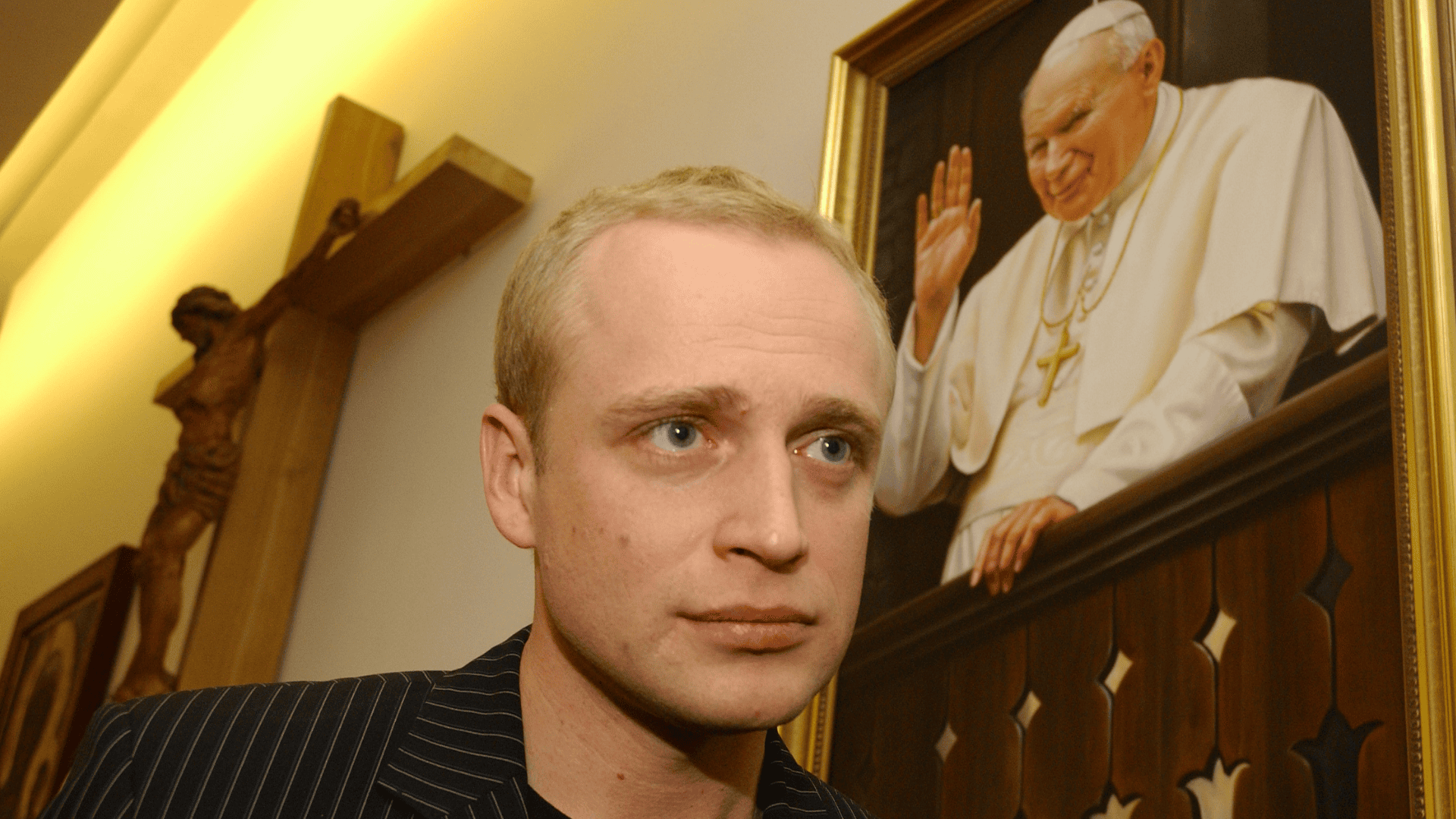 Piotr Adamczyk ujawnia kulisy produkcji filmu o papieżu. Słowa mamy zostały z nim na długo