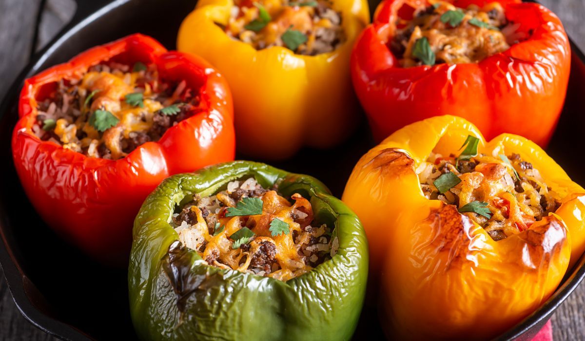 Papryka faszerowana. Pomysł na szybki, jesienny obiad