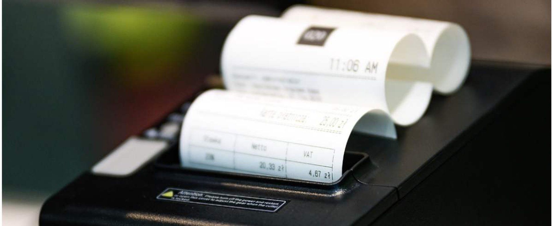 Jeśli nie zabierasz paragonu ze sklepu, narażasz się na kłopoty. Wielu Polaków nie ma o tym pojęcia