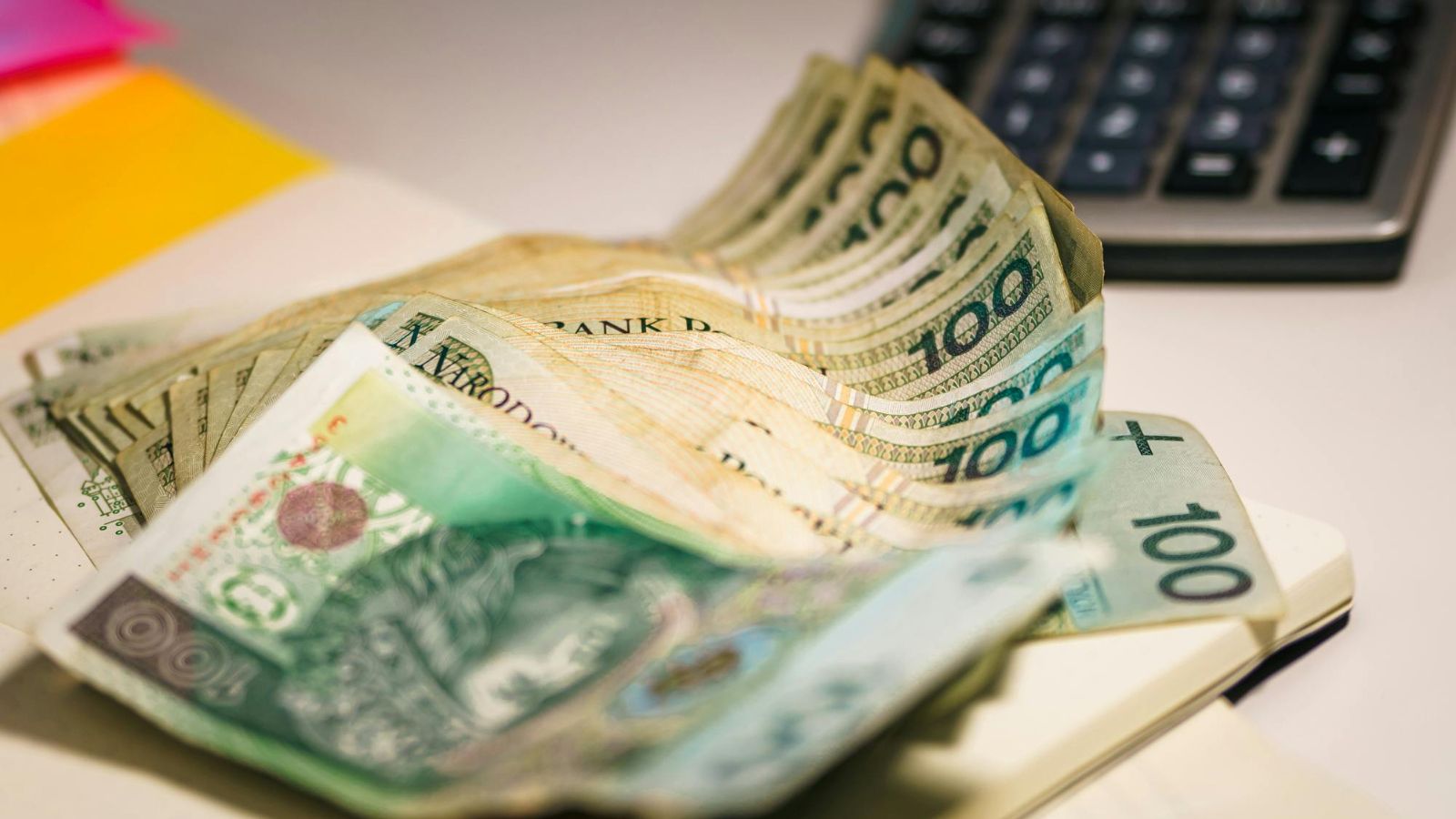 2590 zł na wakacje bez składania wniosku. Ta grupa Polaków skorzysta już w 2026 roku