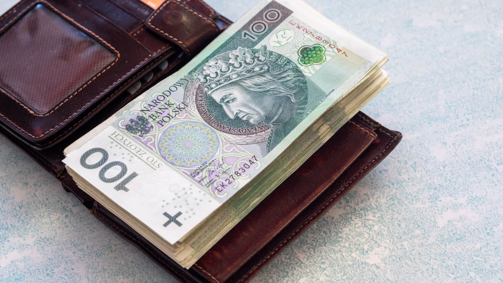 Raty kredytów pójdą ostro w górę? Ekspert zwraca uwagę na ważną kwestię, Polacy powinni to wiedzieć