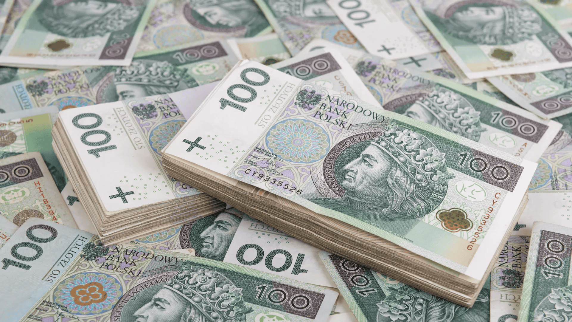 Polski bank wypłaca odszkodowania klientom. UOKiK podjął decyzję, nawet 2,5 tys. zł