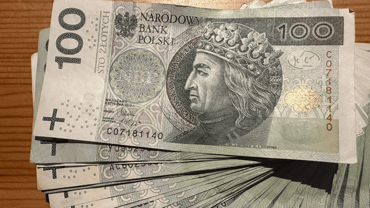 Ważny komunikat ZUS ws. 14. emerytury. Trudno uwierzyć, ile seniorzy dostaną "na rękę”