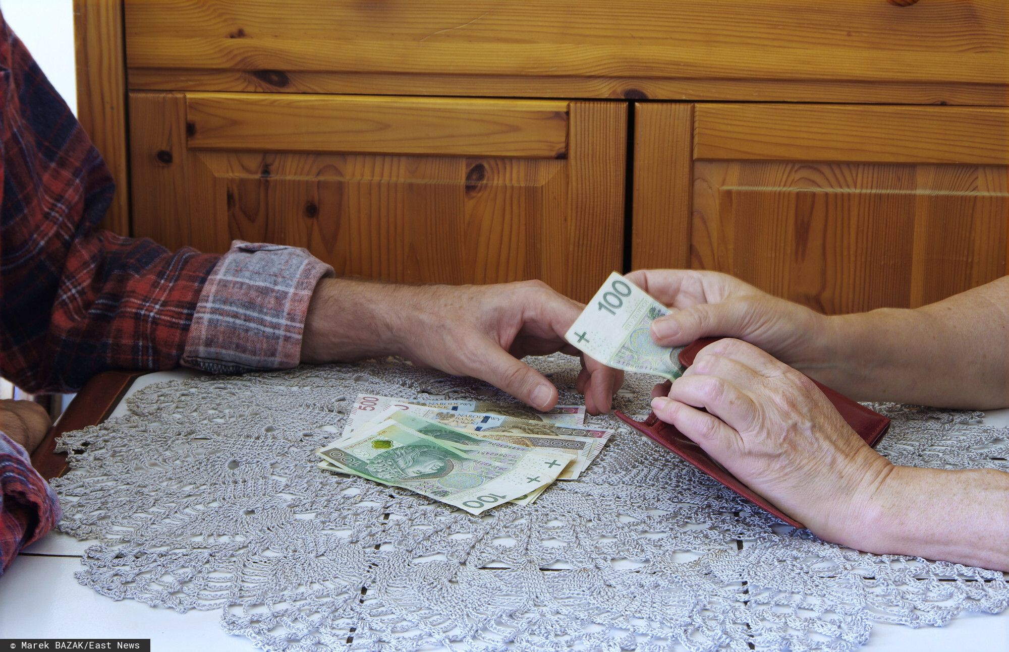 Emerytura może być wyższa. Polacy często o tym zapominają, wystarczy dokument