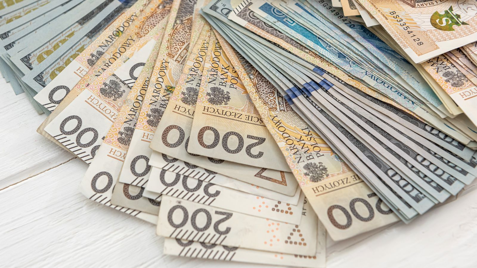 Skarbówka skontroluje tych Polaków. Eldorado z darowiznami dobiegło końca. Za to posypią się kary