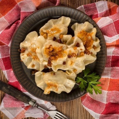 Moja mama robi pierogi z mięsem mielonym. Lepszych nie ma w restauracjach 