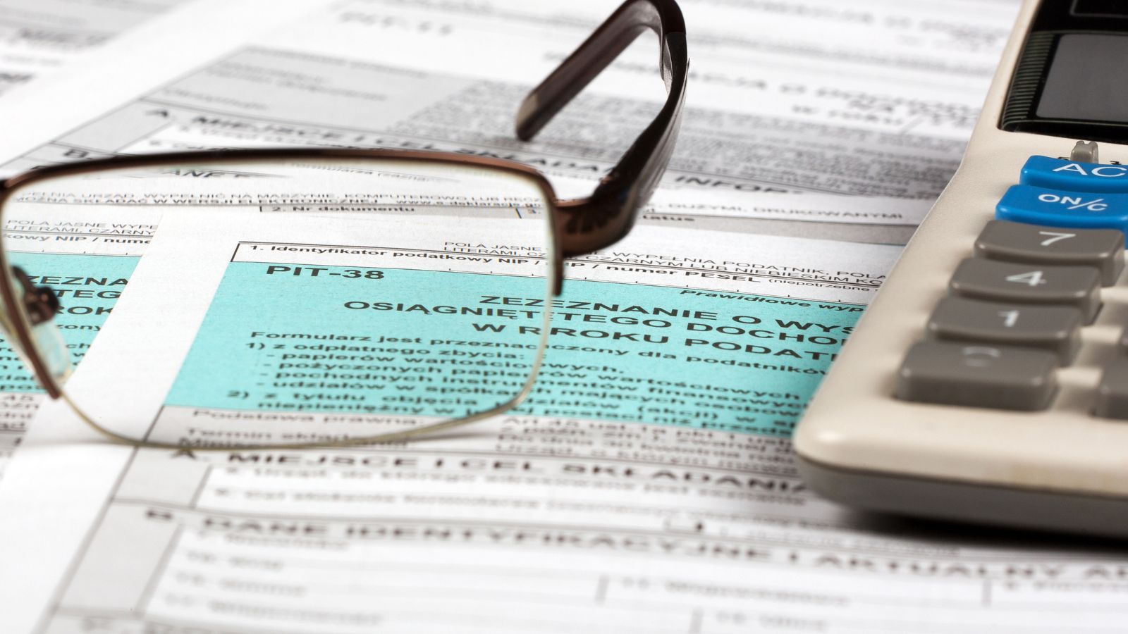 Skarbówka zaczęła wypłaty, średnio 2056 zł na osobę. Te osoby jednak nie załapią się na przelew