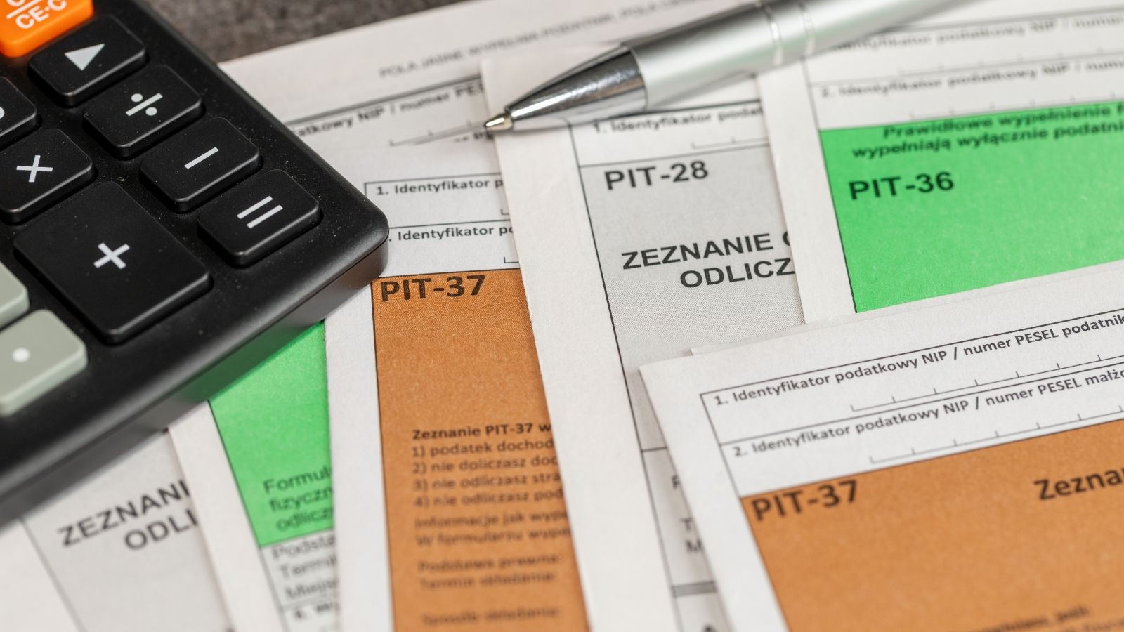 Darowizna dla dziecka bez podatku. Rodzic musi pamiętać o jednym warunku