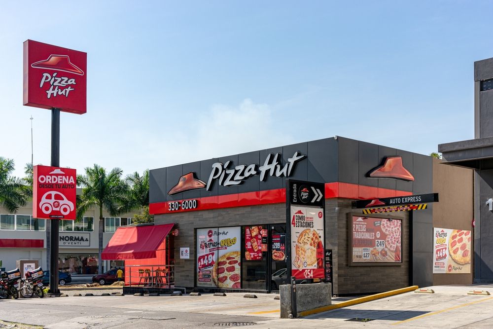 pizza hut.jpg